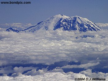 mount ranier from seattle